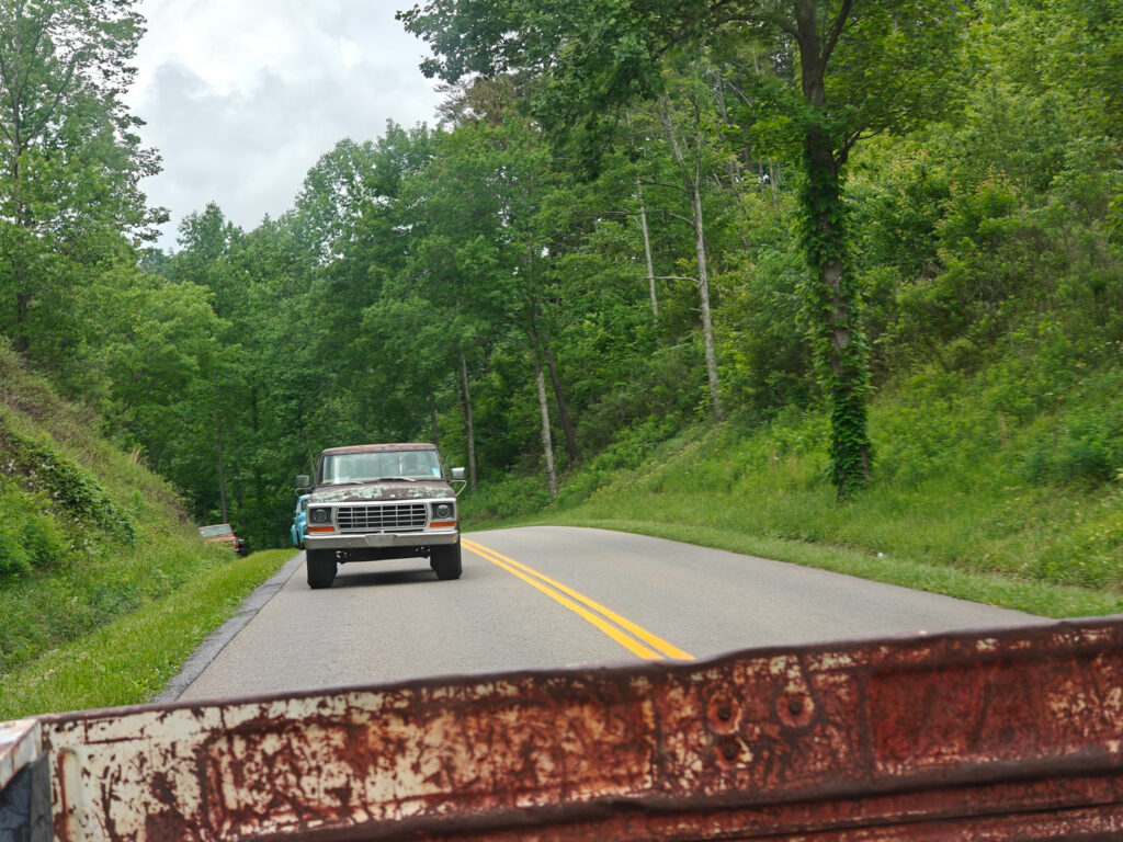 F100 Mountain cruise