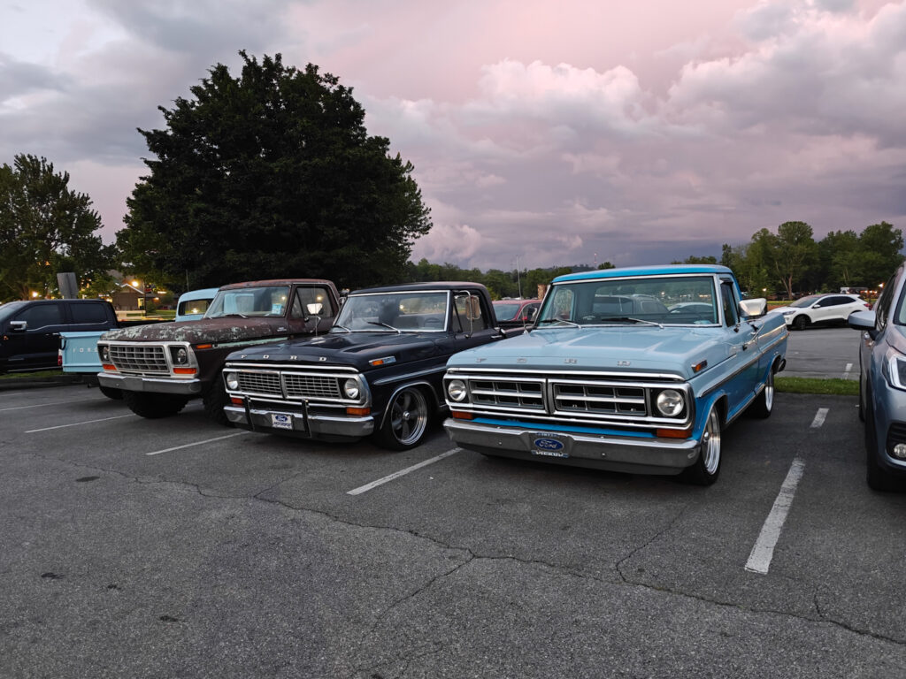 F100 Hotel Parking
